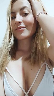 Lou Free Photos