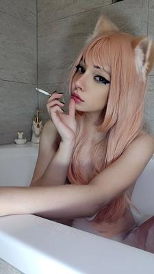 Egirl smoking in bathtub with bubbles - 13 Pics