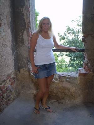 Hot Czech Wife Love Being Naked Indoor And Outdoor