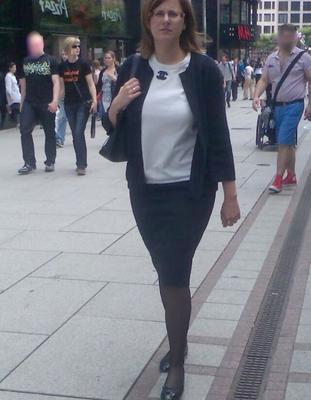 Street Pantyhose - Unaware Cunny on the Street