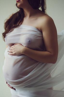 Maternity Boudoir