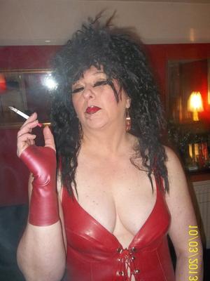 SHIRLEY SUNDAY