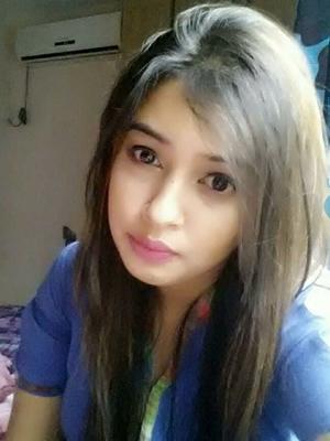 Unknown Desi Girl (Nudes)
