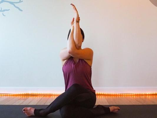 Anya Key Yoga Girl