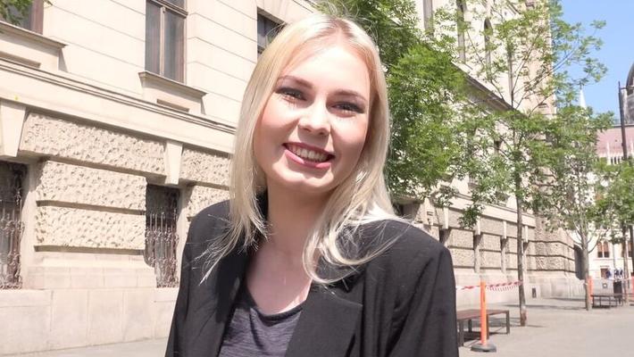 SCOUT ALLEMAND - PICKUP FINLANDAIS MIMI CICA ET BAISE BRUTE