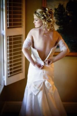 ハッピーエンドの結婚式
