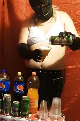 Sissy for Public Pub