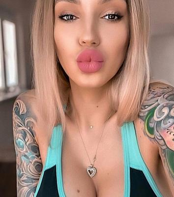 Kate Hazzard nude