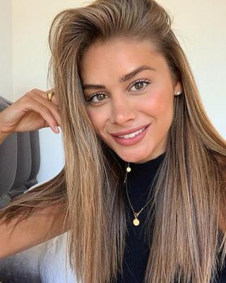 インスタベイブアンジェリーナ