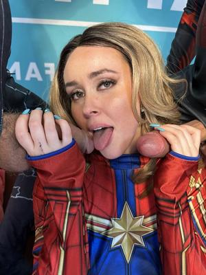 Marvel Blow Jobs (Black Widow, Captain Marvel..) ORGY