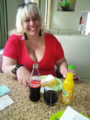 Hun Gipsy facebook Milf
