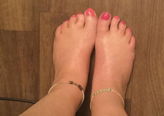 Cute toes for the summer