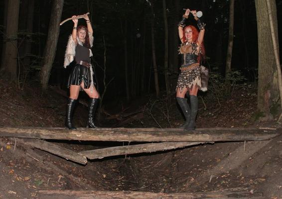 Savage Girls no Log juntos