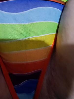 Creampied-Bilder und neuer Bikini