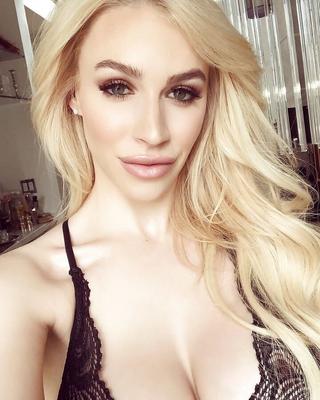 Bimbo Sluts