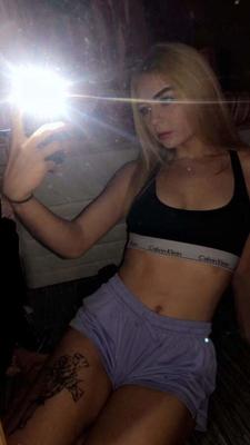 Sexy tattoo Belfast girl