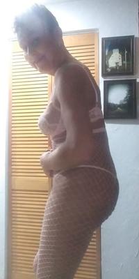 Lovely pink lingerie for cleanjean in the morning sun.