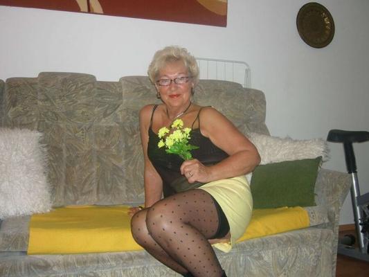 Russian Matures in Pantyhose