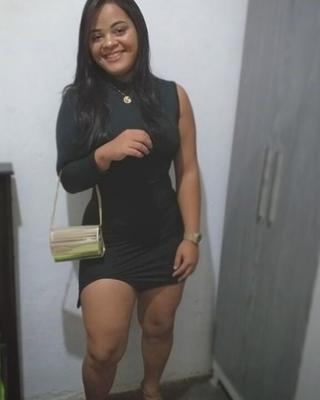 PUTA DO INSTAGRAM: Emily Tamirys