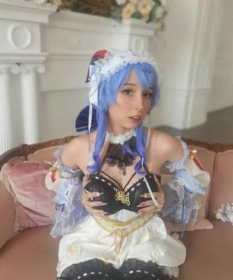 Loli Molly desnuda