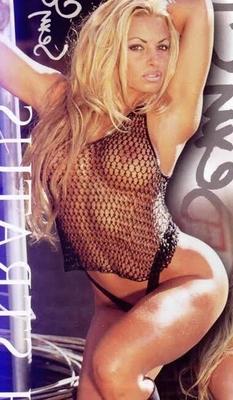 Tris stratus sexy hot
