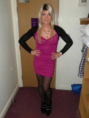MATURE CROSSDRESSER I LIKE
