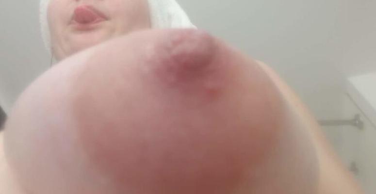 Mes seins de femme enceinte