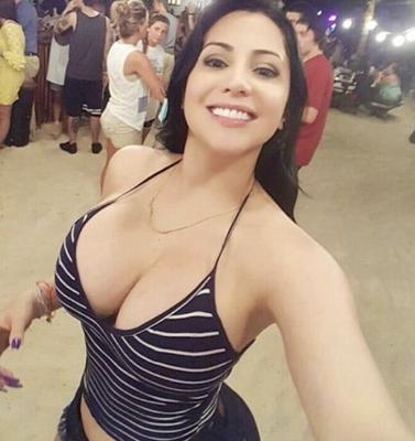 BRA BUSTIN CLEAVAGE