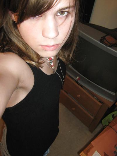 4P Iodine - Hot Young Crossdresser