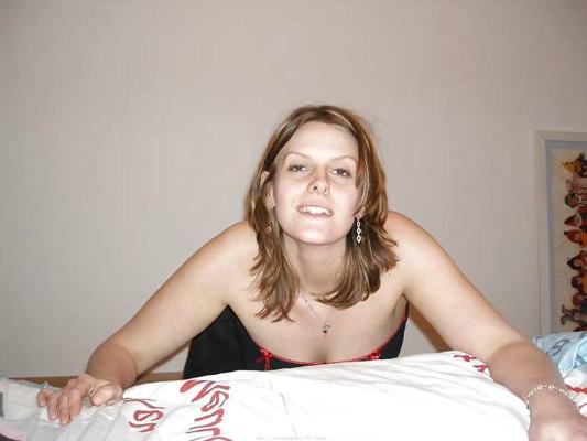 25P Annetta Romania tease me