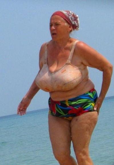 20P Granny Beach 3