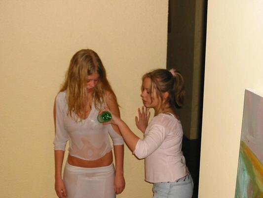 15P Sexy Blond Lesbians