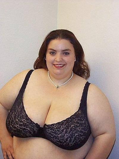 16P Bbw mix 693 (In bra)