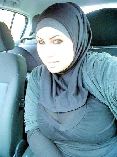 14P Arab woman with big chest