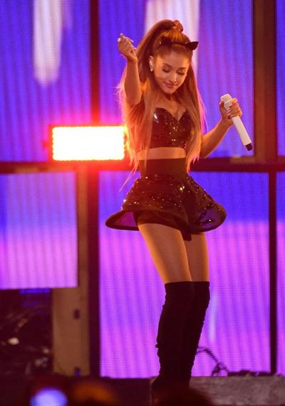 25P Ariana Grande with Boots Vol 08
