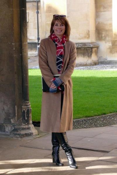 25P Female Celebrity - UK Misc Booted Babes 2