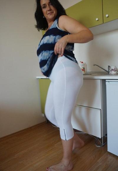 6P Beautiful and erotic woman 40