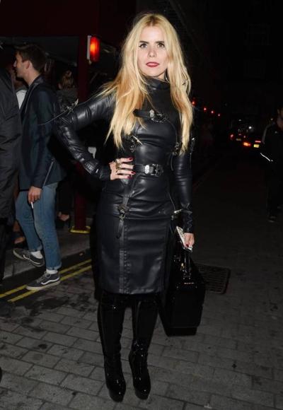 25P Female Celebrity - UK Misc Booted Babes 3