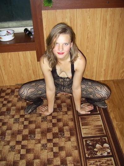 25P cute milf