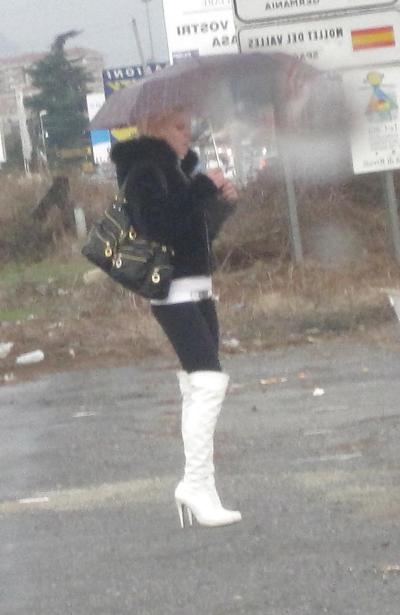 7P Whore on the street in italia (2)
