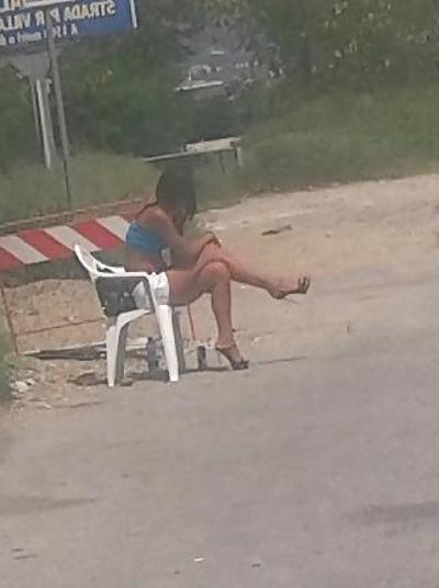9P Italian whore street-PROSTITUTE ITALIANE