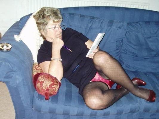 10P nameless amateur  granny one  5