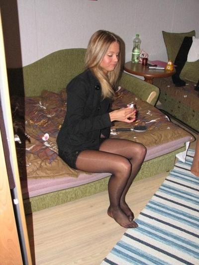 25P sexy babes in tights pantyhose nylons 179