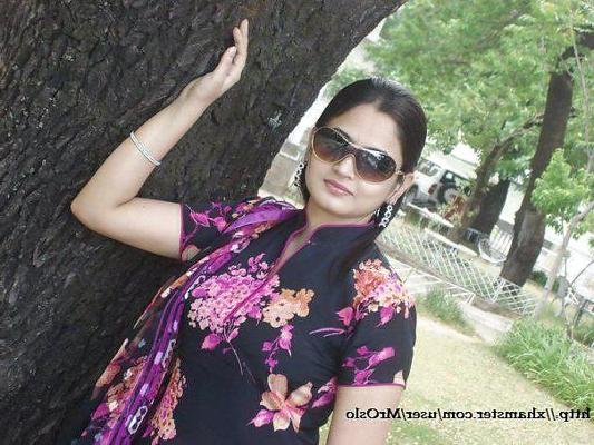 25P My Pakistani ex girlfriend Annam Ilyas