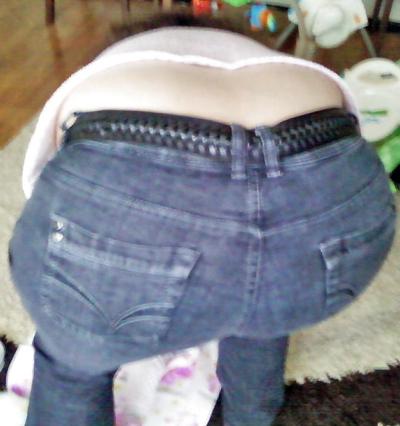 6P BIG ARSE IN JEANS 2 -comments welcome