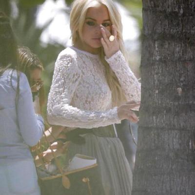 6P Lindsay Lohan ... In White See Through