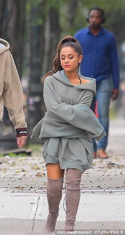 25P Ariana Grande with Boots Vol 01