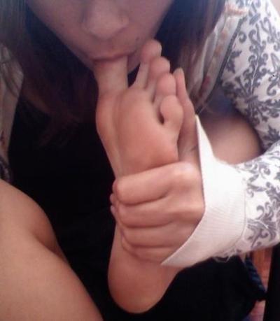 7P Amateur Feet