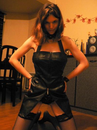 25P Petite amie coquine -12