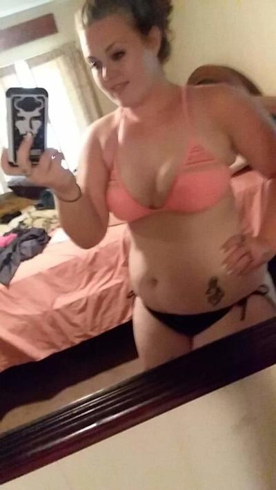 20P My wife's perfect natural tits